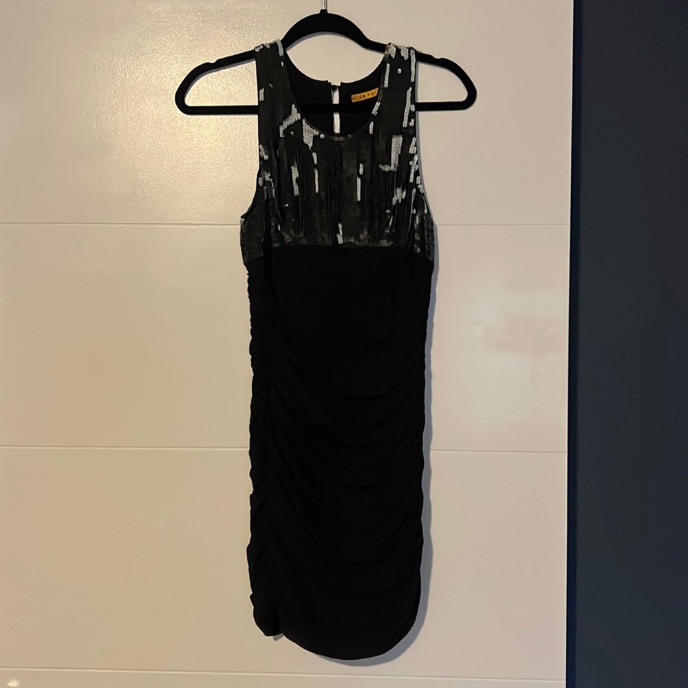 Alice and Olivia dress size 4